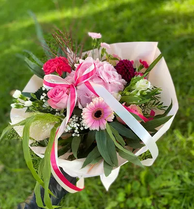 Kwiaciarnia "Modny Bukiet"